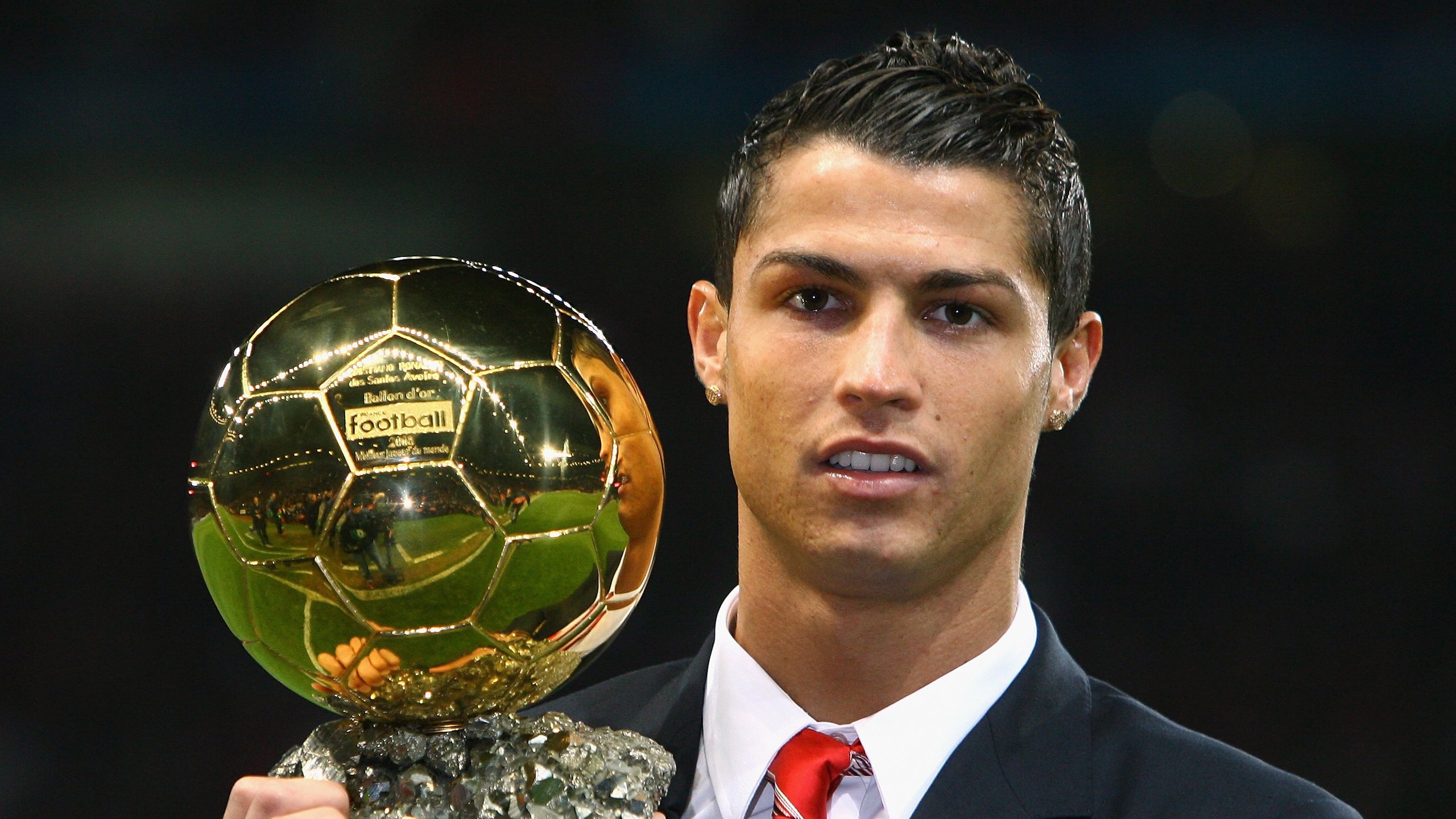 开云FIFA-唯一之役，2026世界杯H组焦点战，C罗的神性时刻与塞尔维亚的钢铁碾压